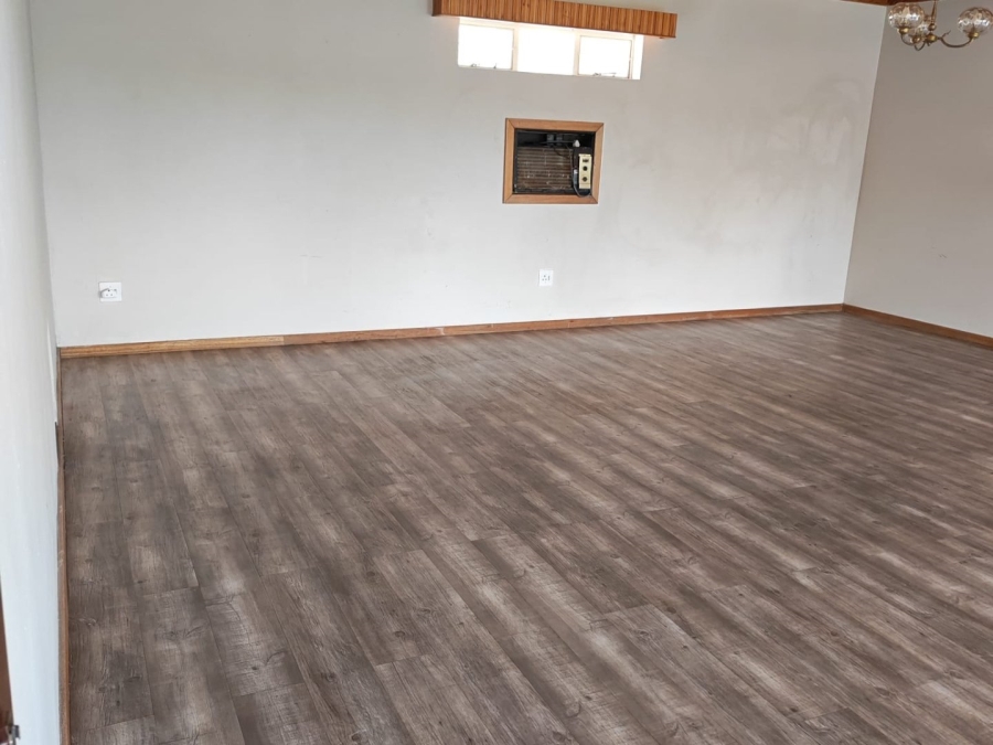 4 Bedroom Property for Sale in Panorama Free State